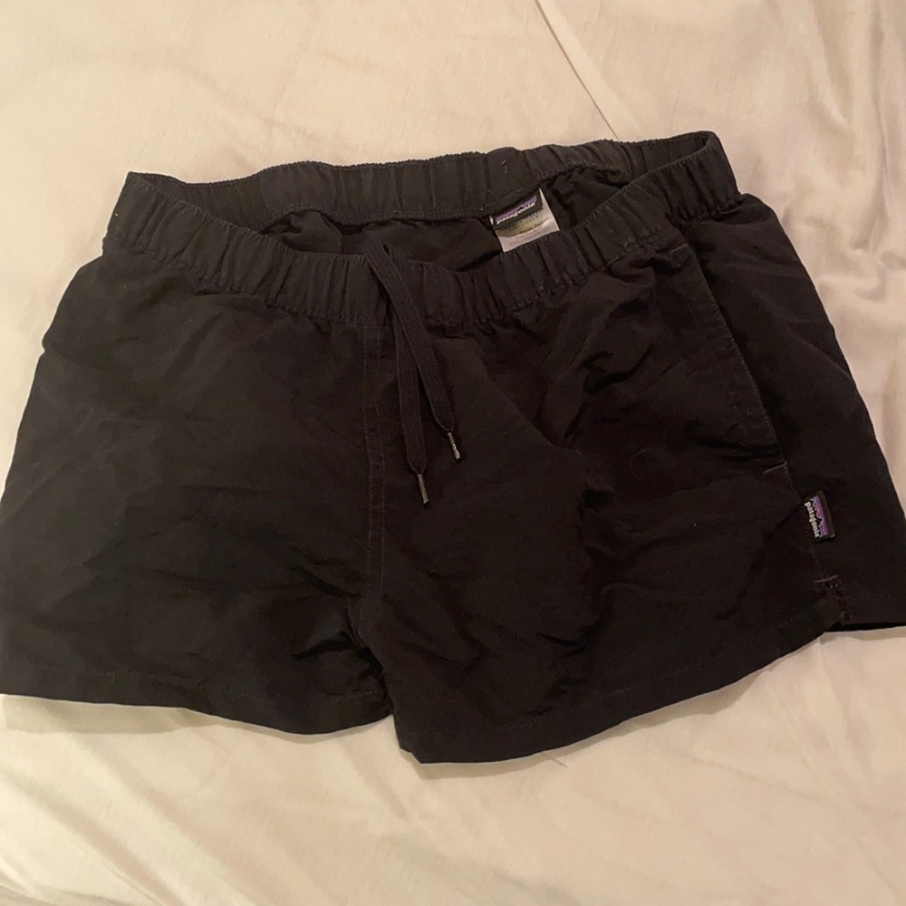 WOMENS BLACK PATAGONIA SHORTS